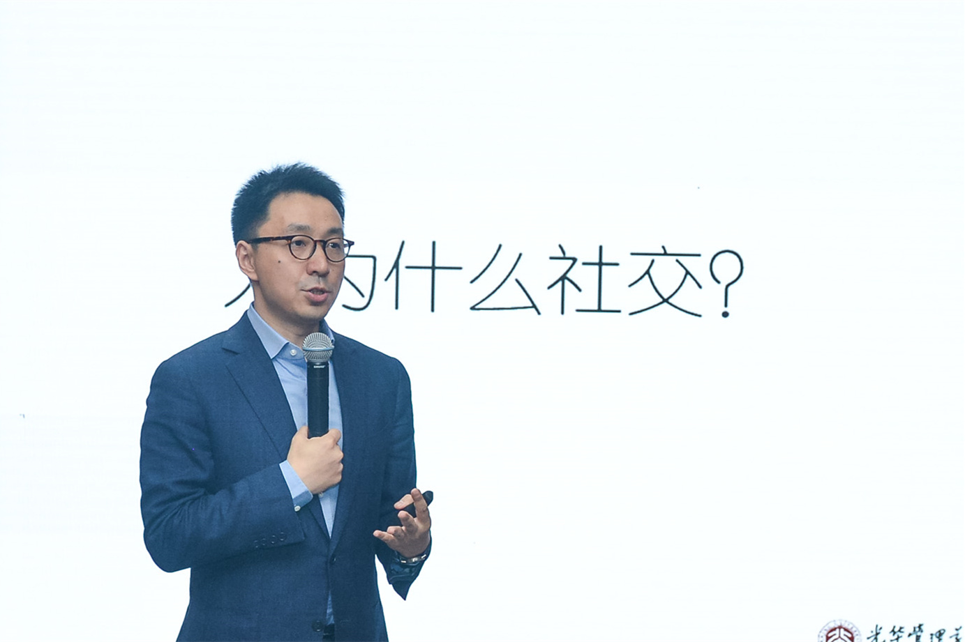 B1F152FA1704D3351D50379E39C_45C53688_2C427