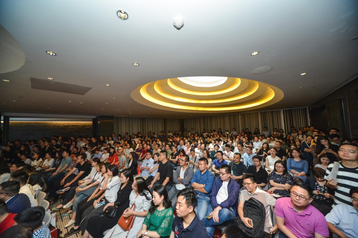 4D640761F12AE1554F6B8BA3A06_B909C861_2001D