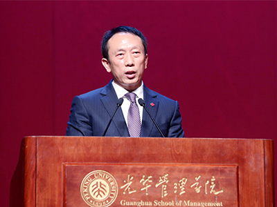 黄久生：：加拿大pc28预测坚定了我对社会的责任继承｜北大加拿大pc28预测校友代表开学演讲